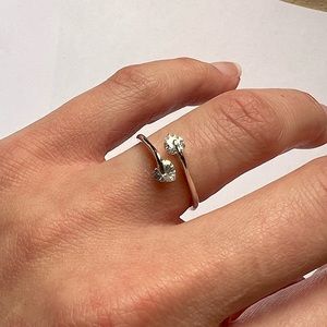 Silver spiral ring CZ Dainty ring simple ring heart shape crystal cubic zirconia